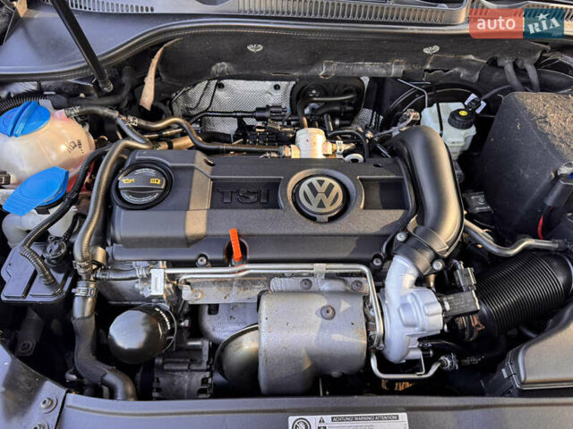 Черный Фольксваген Гольф, объемом двигателя 0 л и пробегом 126 тыс. км за 8600 $, фото 56 на Automoto.ua
