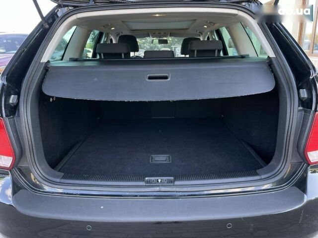 Чорний Фольксваген Гольф, об'ємом двигуна 2 л та пробігом 229 тис. км за 7999 $, фото 27 на Automoto.ua