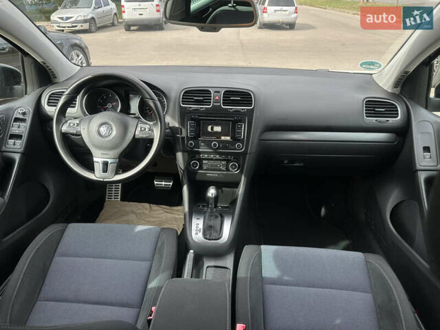 Черный Фольксваген Гольф, объемом двигателя 1.2 л и пробегом 152 тыс. км за 8500 $, фото 5 на Automoto.ua