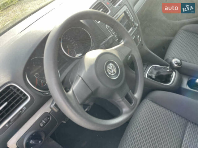 Чорний Фольксваген Гольф, об'ємом двигуна 1.39 л та пробігом 198 тис. км за 7900 $, фото 7 на Automoto.ua