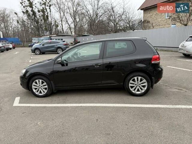 Черный Фольксваген Гольф, объемом двигателя 1.6 л и пробегом 396 тыс. км за 7900 $, фото 5 на Automoto.ua