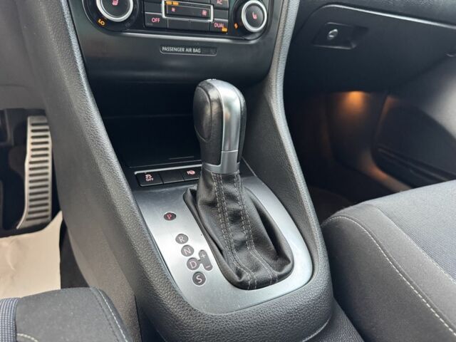 Черный Фольксваген Гольф, объемом двигателя 1.4 л и пробегом 206 тыс. км за 8700 $, фото 21 на Automoto.ua