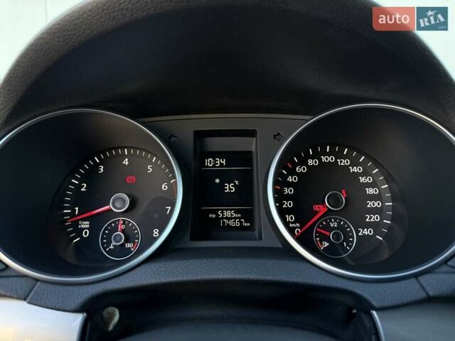 Черный Фольксваген Гольф, объемом двигателя 1.2 л и пробегом 175 тыс. км за 7999 $, фото 40 на Automoto.ua