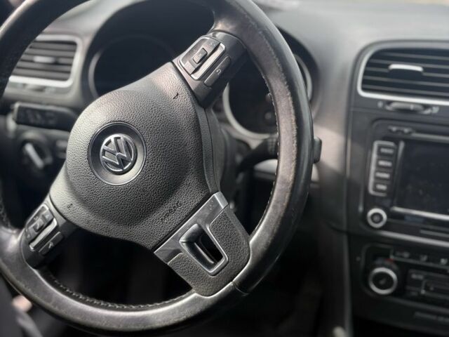 Черный Фольксваген Гольф, объемом двигателя 1.4 л и пробегом 230 тыс. км за 8000 $, фото 19 на Automoto.ua