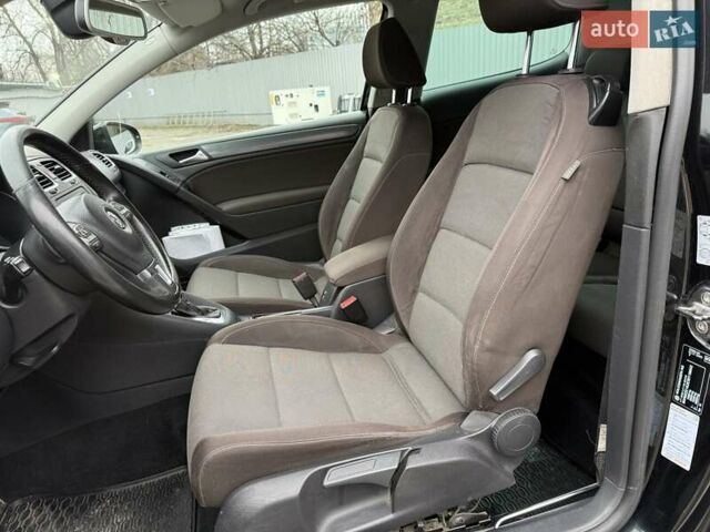 Черный Фольксваген Гольф, объемом двигателя 1.6 л и пробегом 396 тыс. км за 7900 $, фото 12 на Automoto.ua