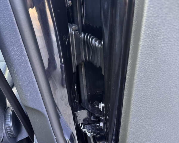 Черный Фольксваген Гольф, объемом двигателя 0 л и пробегом 126 тыс. км за 8600 $, фото 40 на Automoto.ua