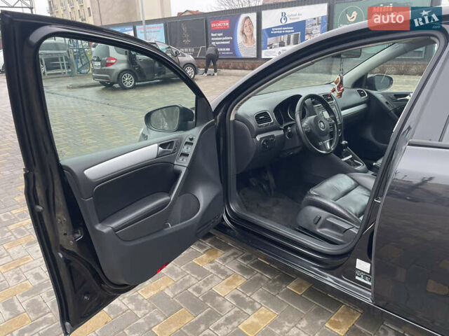 Черный Фольксваген Гольф, объемом двигателя 2.48 л и пробегом 230 тыс. км за 8300 $, фото 16 на Automoto.ua