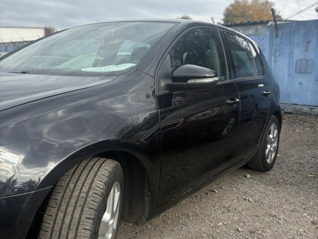 Черный Фольксваген Гольф, объемом двигателя 1.4 л и пробегом 230 тыс. км за 8000 $, фото 3 на Automoto.ua