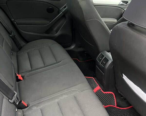 Черный Фольксваген Гольф, объемом двигателя 1.6 л и пробегом 317 тыс. км за 7500 $, фото 35 на Automoto.ua