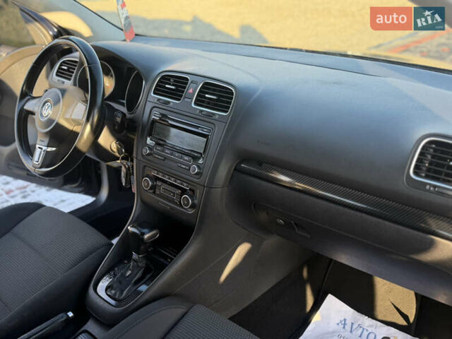 Чорний Фольксваген Гольф, об'ємом двигуна 1.4 л та пробігом 222 тис. км за 8950 $, фото 15 на Automoto.ua