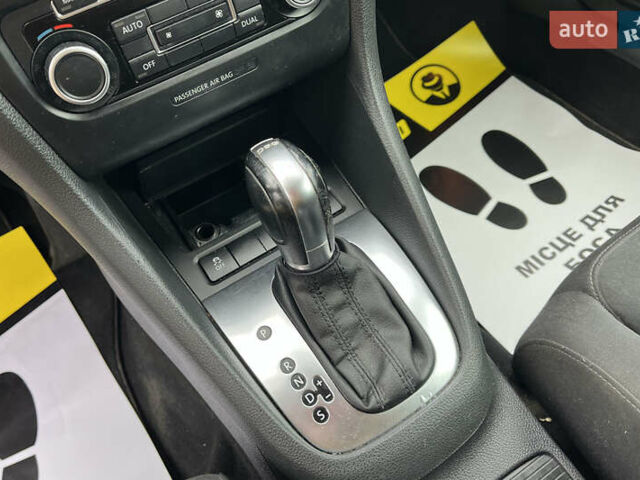 Чорний Фольксваген Гольф, об'ємом двигуна 1.39 л та пробігом 208 тис. км за 7999 $, фото 12 на Automoto.ua