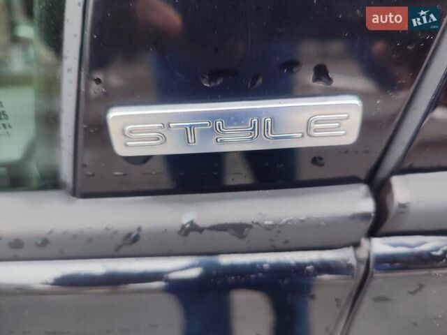 Чорний Фольксваген Гольф, об'ємом двигуна 1.6 л та пробігом 249 тис. км за 9300 $, фото 5 на Automoto.ua