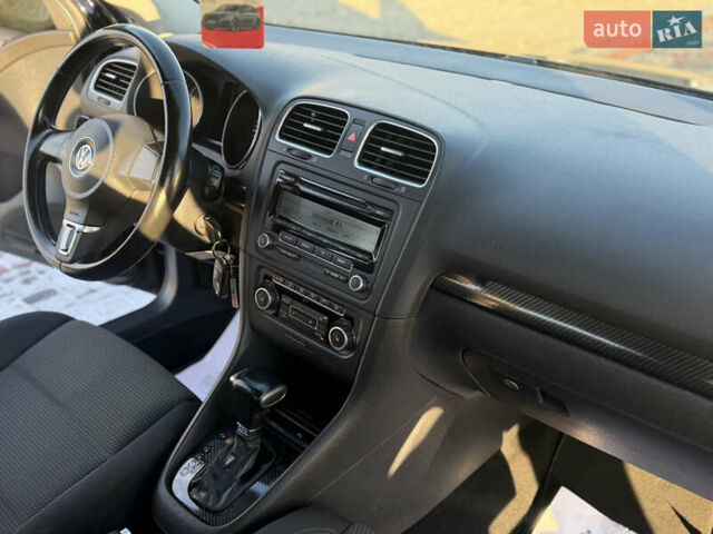 Чорний Фольксваген Гольф, об'ємом двигуна 1.4 л та пробігом 222 тис. км за 8950 $, фото 14 на Automoto.ua