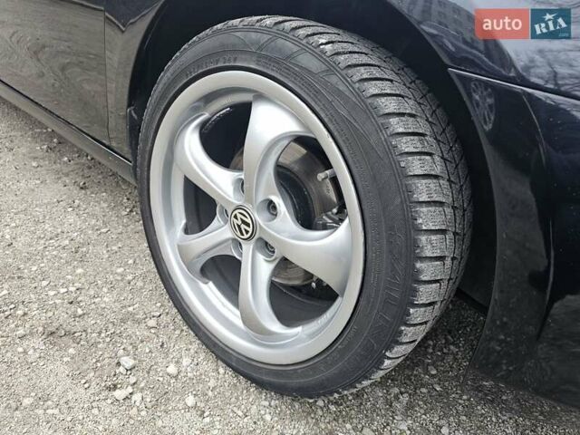 Черный Фольксваген Гольф, объемом двигателя 1.6 л и пробегом 245 тыс. км за 8499 $, фото 22 на Automoto.ua
