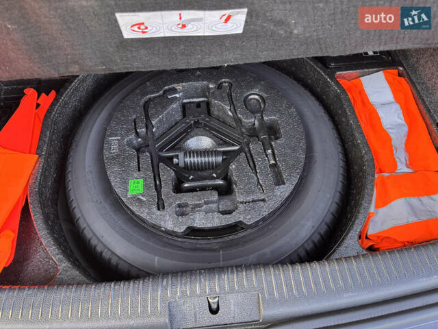 Черный Фольксваген Гольф, объемом двигателя 0 л и пробегом 126 тыс. км за 8600 $, фото 32 на Automoto.ua