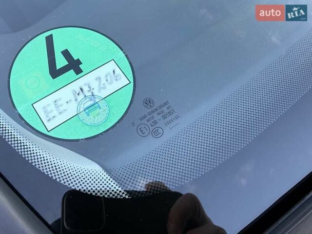 Черный Фольксваген Гольф, объемом двигателя 1.2 л и пробегом 175 тыс. км за 7999 $, фото 14 на Automoto.ua