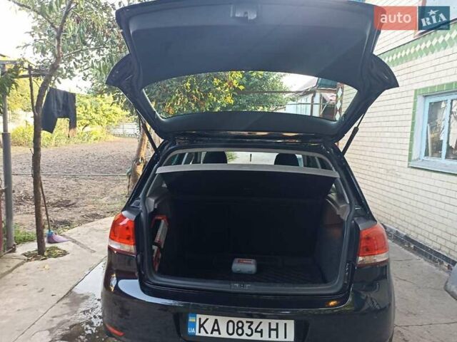 Черный Фольксваген Гольф, объемом двигателя 1.6 л и пробегом 158 тыс. км за 10600 $, фото 7 на Automoto.ua