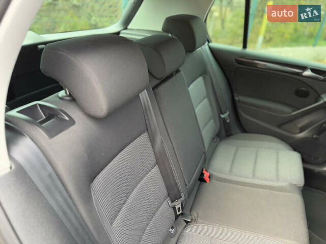 Чорний Фольксваген Гольф, об'ємом двигуна 1.4 л та пробігом 209 тис. км за 7450 $, фото 25 на Automoto.ua