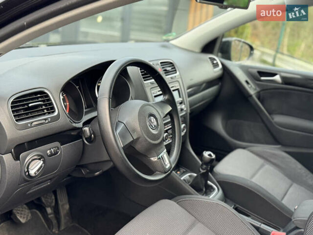 Чорний Фольксваген Гольф, об'ємом двигуна 1.4 л та пробігом 209 тис. км за 7450 $, фото 54 на Automoto.ua