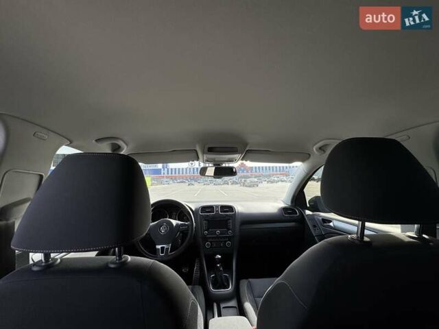 Черный Фольксваген Гольф, объемом двигателя 1.39 л и пробегом 155 тыс. км за 8900 $, фото 20 на Automoto.ua