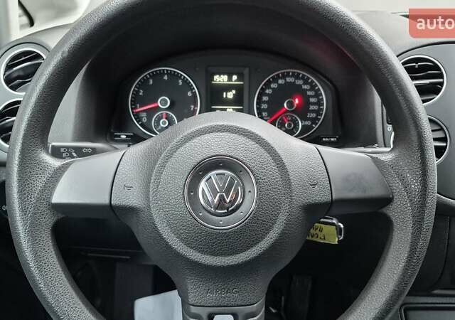 Черный Фольксваген Гольф, объемом двигателя 1.39 л и пробегом 187 тыс. км за 8550 $, фото 37 на Automoto.ua