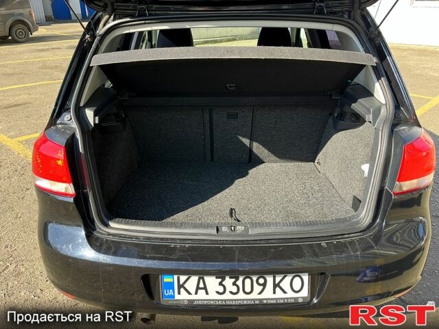 Черный Фольксваген Гольф, объемом двигателя 1.4 л и пробегом 261 тыс. км за 7600 $, фото 3 на Automoto.ua