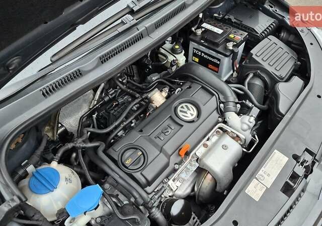 Черный Фольксваген Гольф, объемом двигателя 1.39 л и пробегом 187 тыс. км за 8550 $, фото 33 на Automoto.ua