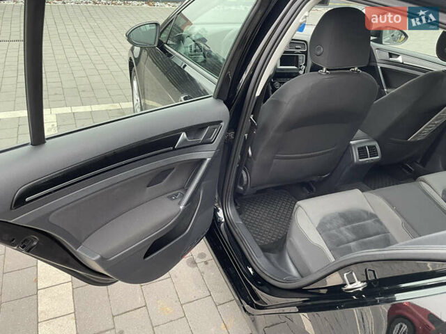 Черный Фольксваген Гольф, объемом двигателя 1.4 л и пробегом 174 тыс. км за 11600 $, фото 16 на Automoto.ua