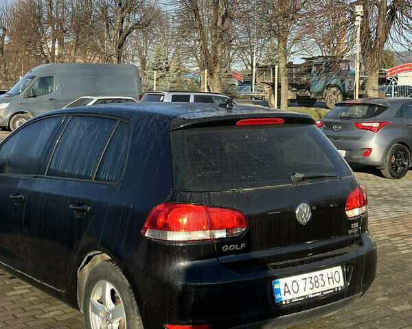 Черный Фольксваген Гольф, объемом двигателя 1.2 л и пробегом 243 тыс. км за 7700 $, фото 5 на Automoto.ua