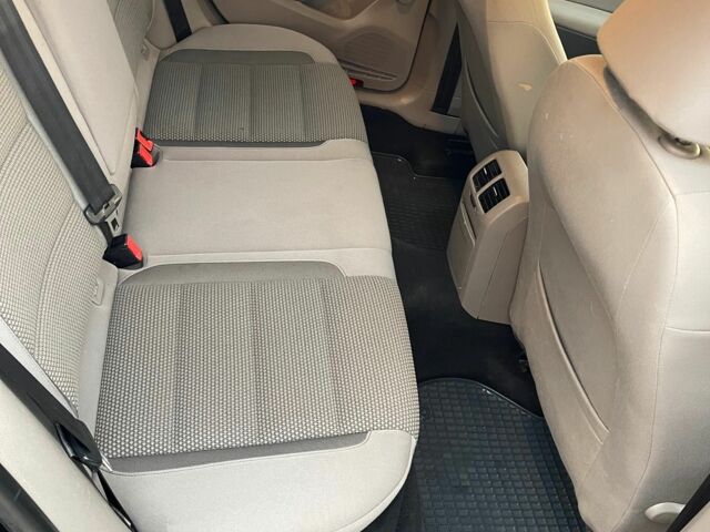 Черный Фольксваген Гольф, объемом двигателя 1.2 л и пробегом 189 тыс. км за 6299 $, фото 12 на Automoto.ua