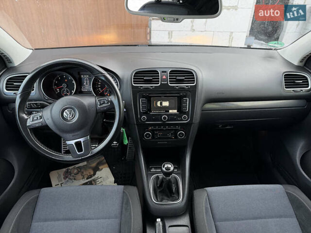 Черный Фольксваген Гольф, объемом двигателя 1.4 л и пробегом 177 тыс. км за 8599 $, фото 1 на Automoto.ua