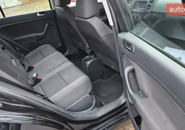 Черный Фольксваген Гольф, объемом двигателя 1.39 л и пробегом 187 тыс. км за 8550 $, фото 24 на Automoto.ua