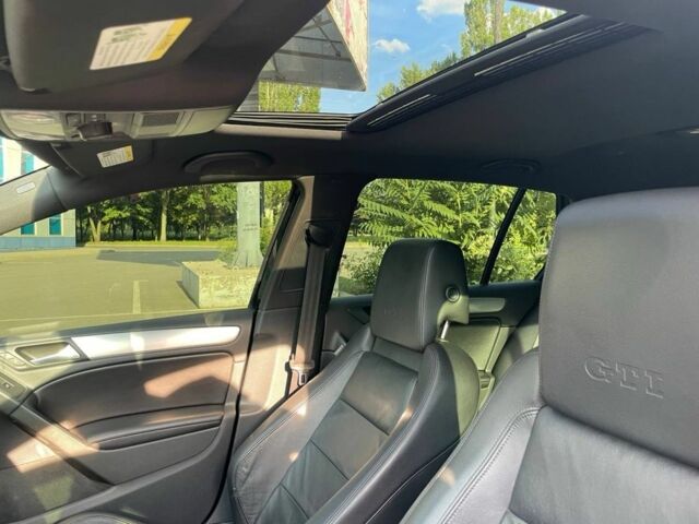 Черный Фольксваген Гольф, объемом двигателя 2 л и пробегом 172 тыс. км за 8500 $, фото 5 на Automoto.ua