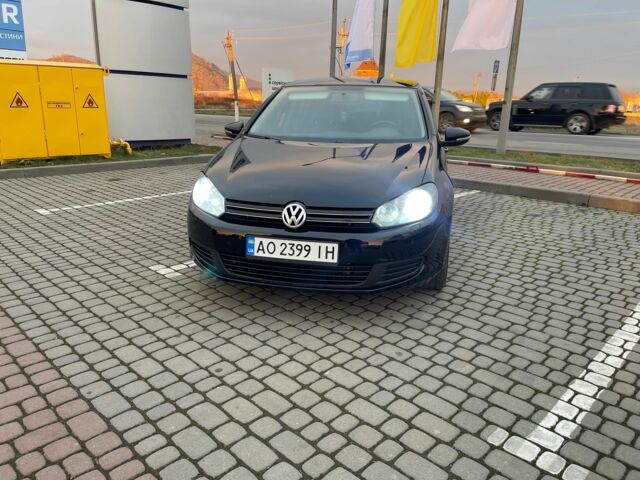 Черный Фольксваген Гольф, объемом двигателя 1.2 л и пробегом 189 тыс. км за 6299 $, фото 1 на Automoto.ua