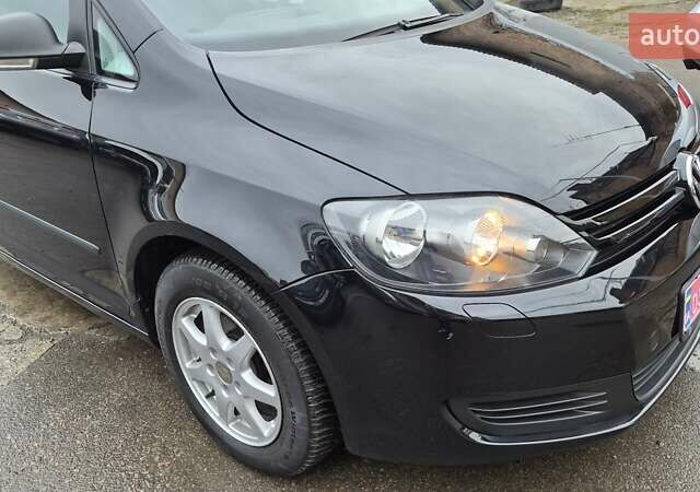 Черный Фольксваген Гольф, объемом двигателя 1.39 л и пробегом 187 тыс. км за 8550 $, фото 4 на Automoto.ua
