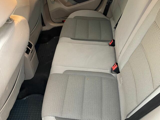 Черный Фольксваген Гольф, объемом двигателя 1.2 л и пробегом 189 тыс. км за 6299 $, фото 11 на Automoto.ua