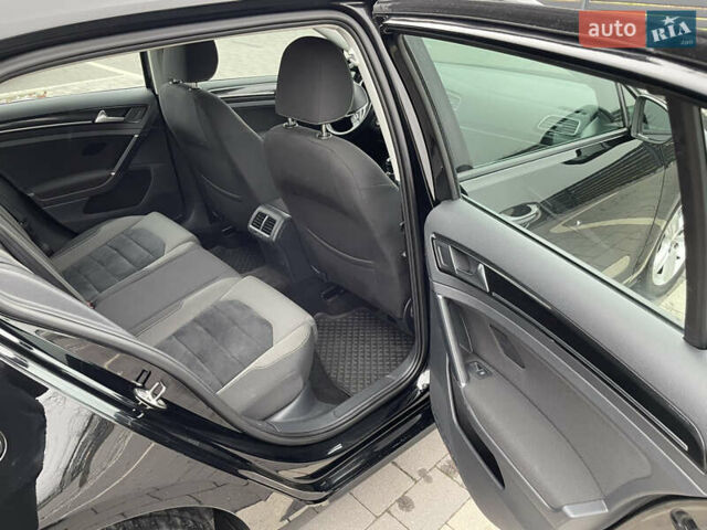 Черный Фольксваген Гольф, объемом двигателя 1.4 л и пробегом 174 тыс. км за 11600 $, фото 17 на Automoto.ua