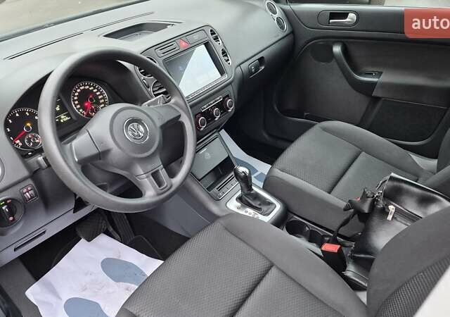 Черный Фольксваген Гольф, объемом двигателя 1.39 л и пробегом 187 тыс. км за 8550 $, фото 18 на Automoto.ua