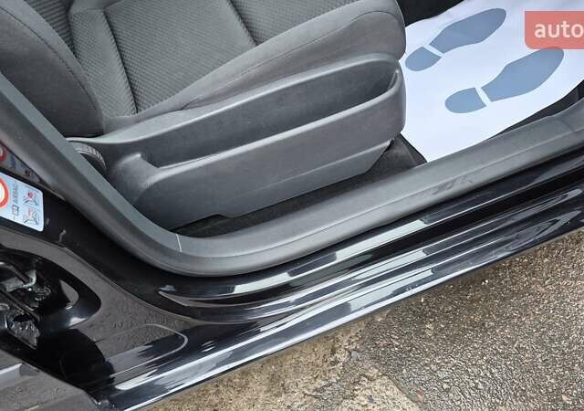 Черный Фольксваген Гольф, объемом двигателя 1.39 л и пробегом 187 тыс. км за 8550 $, фото 22 на Automoto.ua