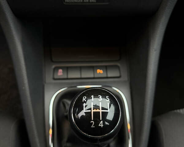 Черный Фольксваген Гольф, объемом двигателя 1.4 л и пробегом 184 тыс. км за 7499 $, фото 27 на Automoto.ua