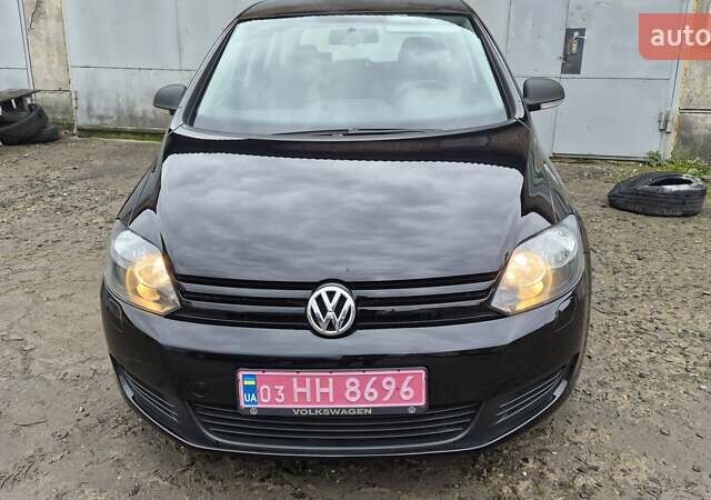 Черный Фольксваген Гольф, объемом двигателя 1.39 л и пробегом 187 тыс. км за 8550 $, фото 16 на Automoto.ua