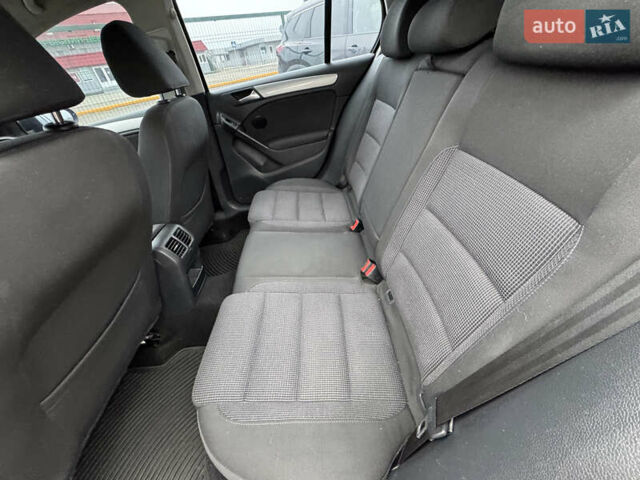 Чорний Фольксваген Гольф, об'ємом двигуна 2.48 л та пробігом 383 тис. км за 8190 $, фото 22 на Automoto.ua