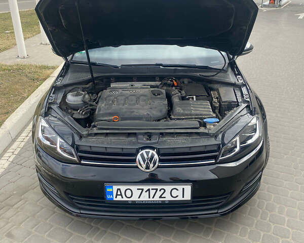 Чорний Фольксваген Гольф, об'ємом двигуна 1.6 л та пробігом 206 тис. км за 10000 $, фото 9 на Automoto.ua