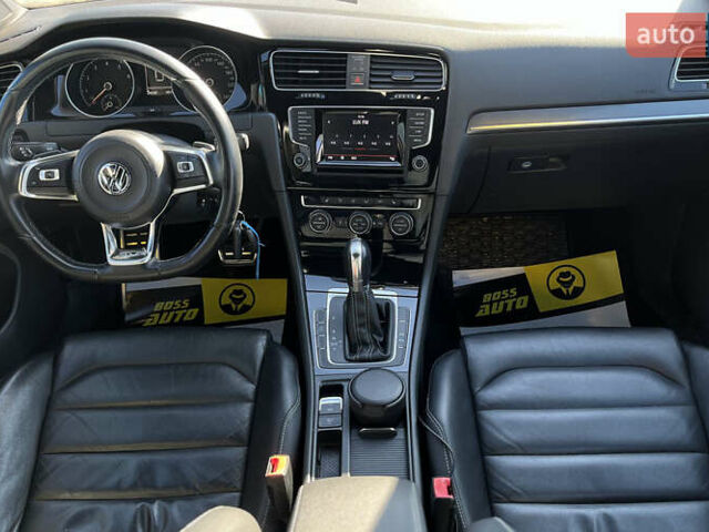 Черный Фольксваген Гольф, объемом двигателя 1.4 л и пробегом 179 тыс. км за 15300 $, фото 9 на Automoto.ua