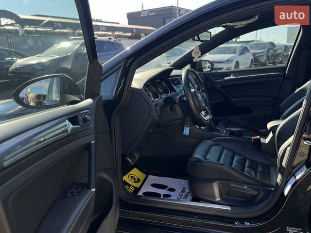 Черный Фольксваген Гольф, объемом двигателя 1.4 л и пробегом 179 тыс. км за 15300 $, фото 20 на Automoto.ua