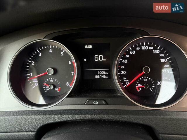 Черный Фольксваген Гольф, объемом двигателя 1.2 л и пробегом 185 тыс. км за 9700 $, фото 12 на Automoto.ua