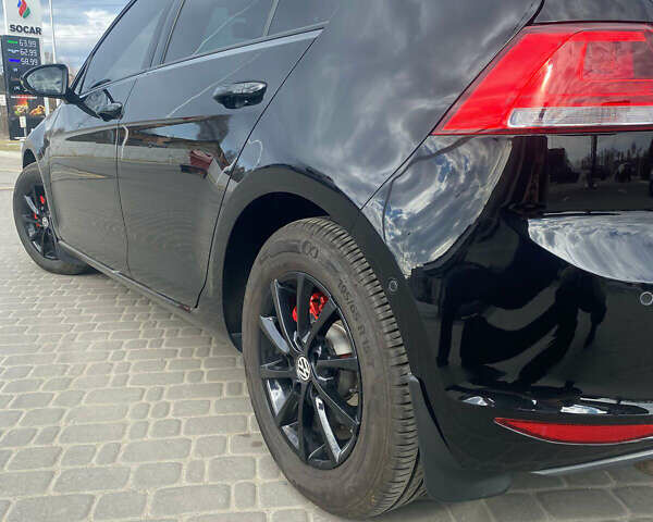 Чорний Фольксваген Гольф, об'ємом двигуна 1.6 л та пробігом 206 тис. км за 10000 $, фото 4 на Automoto.ua