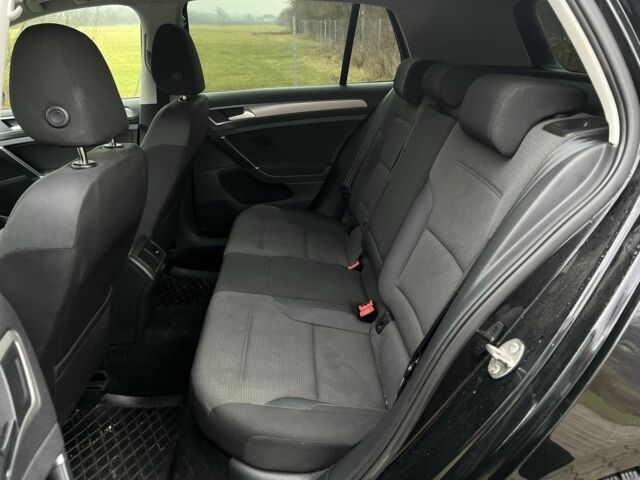 Черный Фольксваген Гольф, объемом двигателя 1.4 л и пробегом 210 тыс. км за 11200 $, фото 15 на Automoto.ua