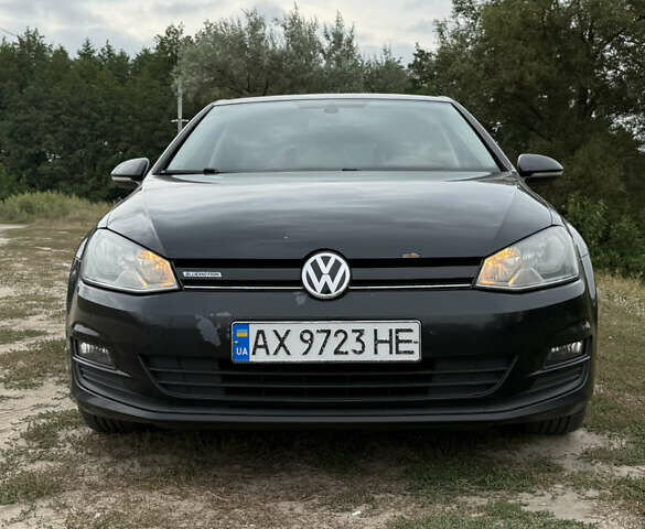 Черный Фольксваген Гольф, объемом двигателя 1.6 л и пробегом 248 тыс. км за 9000 $, фото 5 на Automoto.ua