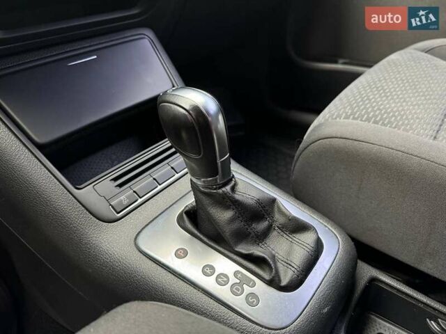 Чорний Фольксваген Гольф, об'ємом двигуна 1.6 л та пробігом 174 тис. км за 11990 $, фото 22 на Automoto.ua